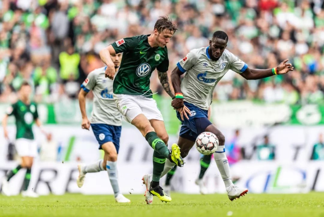 沙尔克将面对汉堡SV的挑战 沙尔克将面对汉堡SV的挑战