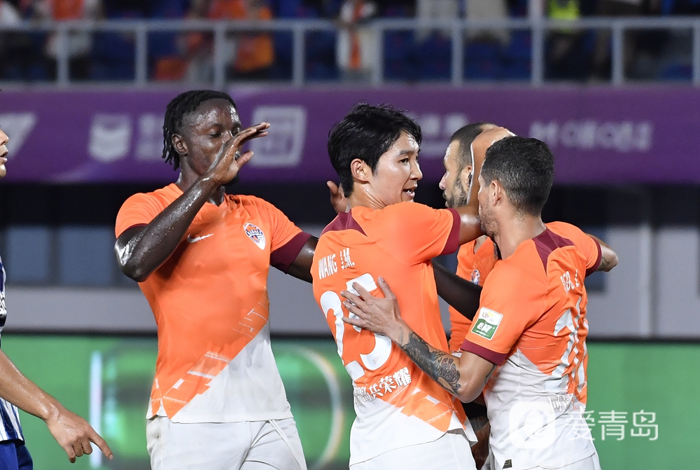 河南建业主场战平青岛黄海! 河南建业主场战平青岛黄海!