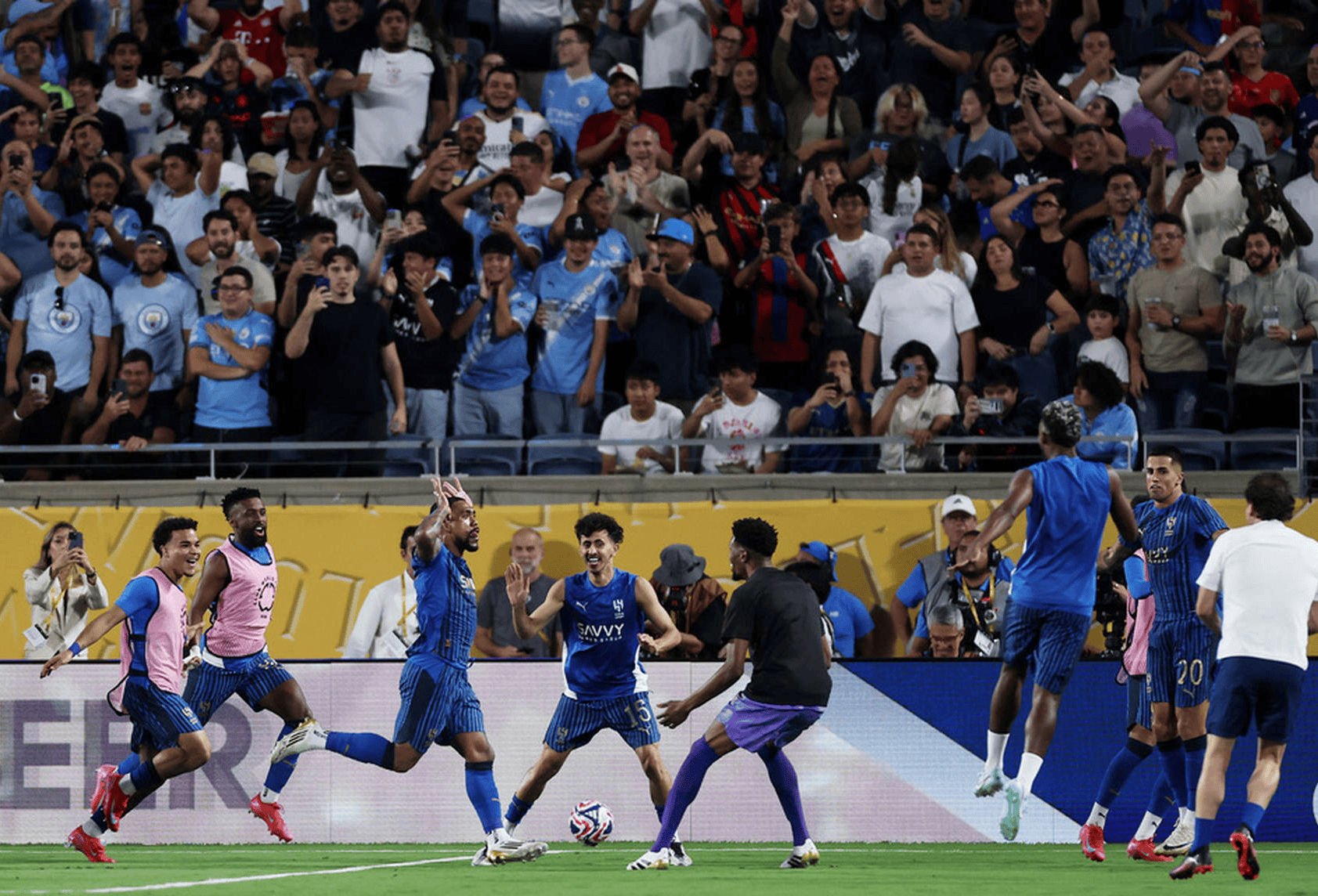 尤文图斯客场告捷，连胜破局